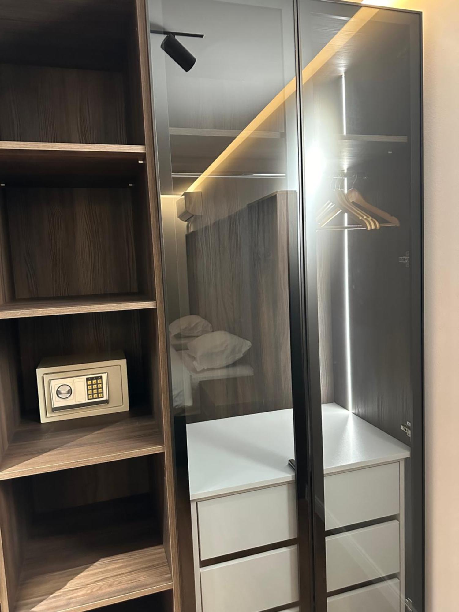Hotel Europa Prishtina بريشتاين المظهر الخارجي الصورة