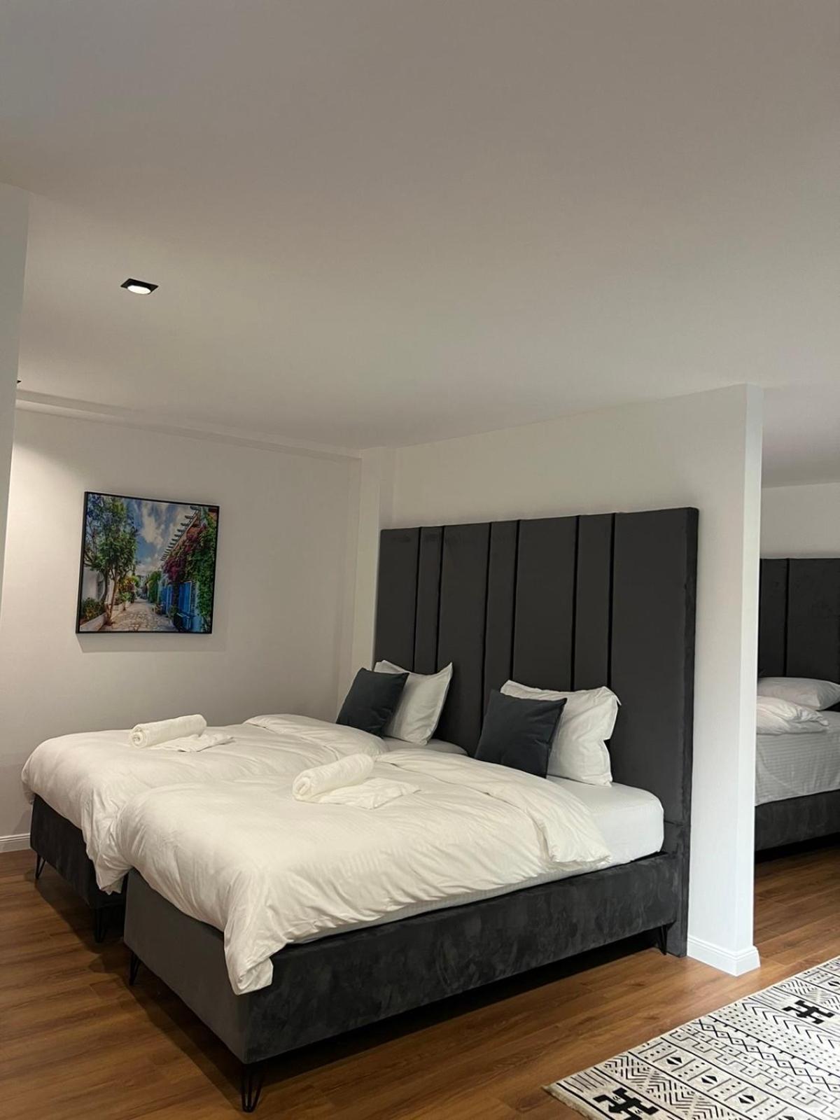 Hotel Europa Prishtina بريشتاين المظهر الخارجي الصورة